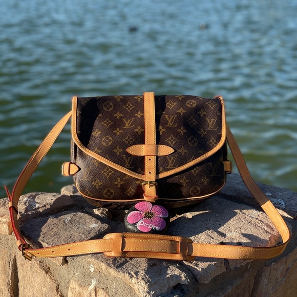 Louis Vuitton Handbags - 🌟POPULAR 🌟LOUIS VUITTON Saumur 30 Crossbody Bag